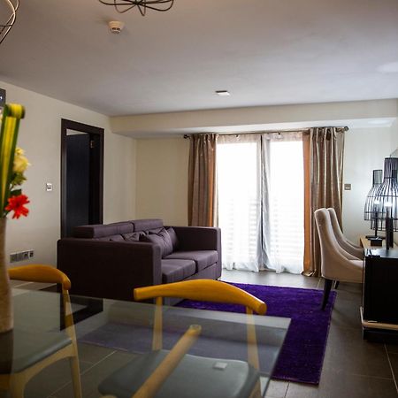 Boun'S Hotel Yaoundé エクステリア 写真