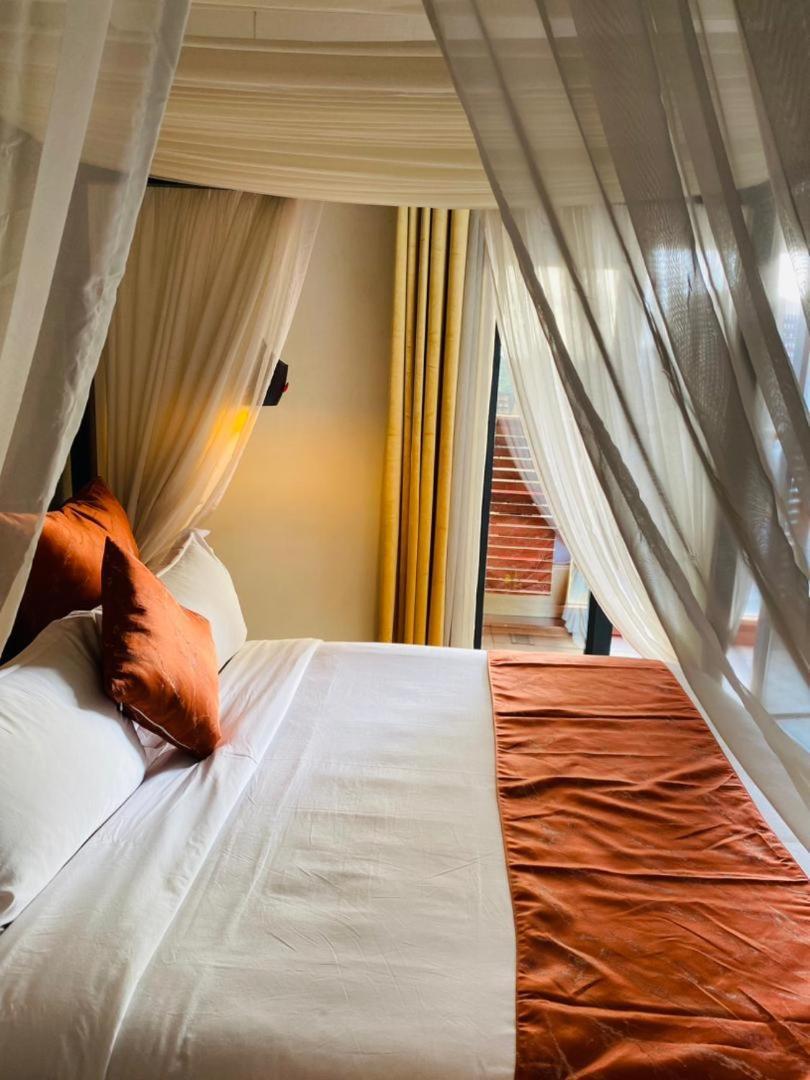 Boun'S Hotel Yaoundé エクステリア 写真